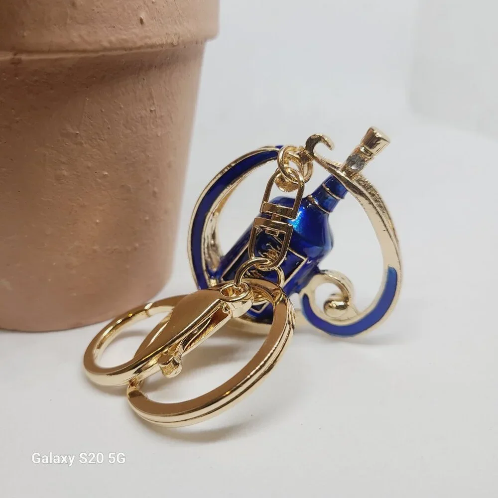 Unbranded Metal Wine Bottle Holder Keychain Blue & Gold Unisex NWOT‎ Evening